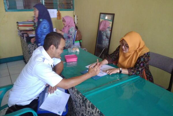 Supervisi Pelaksanaan Advokasi Pembangunan Berwawasan Anti Narkoba di SMKN 3 Garut