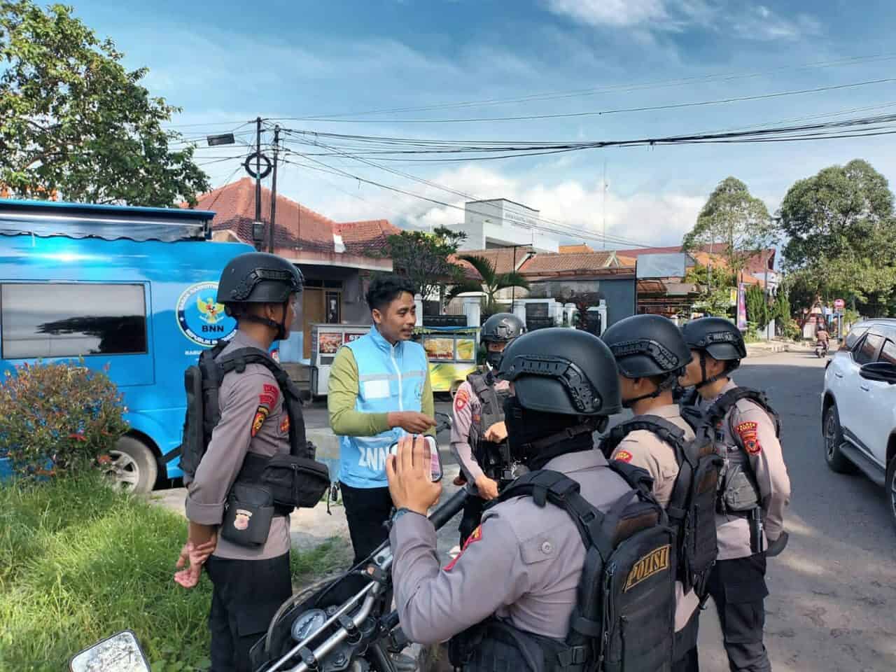 BNNK Garut Gelar Sambang BERSINAR pada Lingkungan Masyarakat Kabupaten Garut BNNK Garut Gelar Sambang BERSINAR pada Lingkungan Masyarakat Kabupaten Garut
