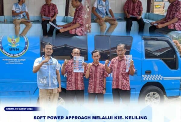 BNNK Garut Laksanakan Soft Power Approach melalui KIE. Keliling Sambang Garut BERSINAR