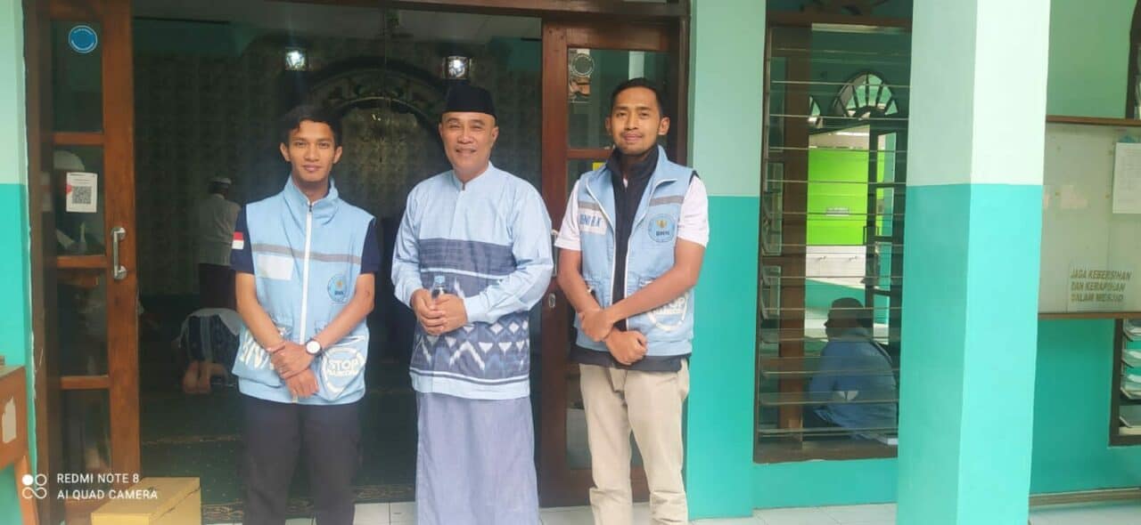 BNNK Garut Gelar Khutbah Jumat Garut BERSINAR Intervensi Sosial Berbasis Keagamaan BNNK Garut Gelar Khutbah Jumat Garut BERSINAR Intervensi Sosial Berbasis Keagamaan