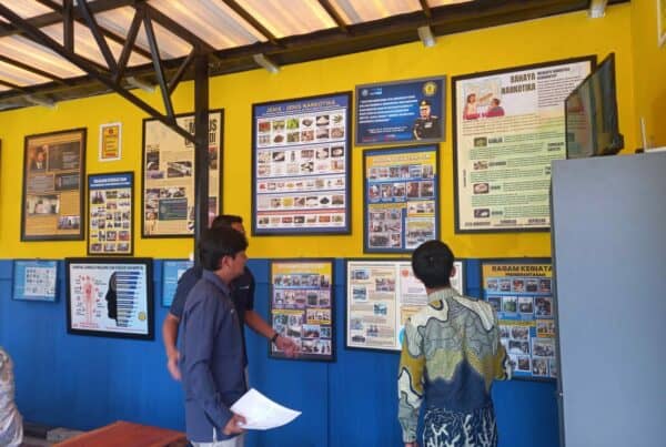 PIKET SIAGA P4GN DI WARUNG EDUKASI BAHAYA NARKOTIKA (WA EBAN) BNNK GARUT