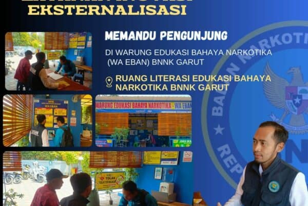LAYANAN INOVASI EKSTERNALISASI BNNK GARUT, MEMANDU PENGUNJUNG DI WARUNG EDUKASI BAHAYA NARKOTIKA (WA EBAN) BNNK GARUT