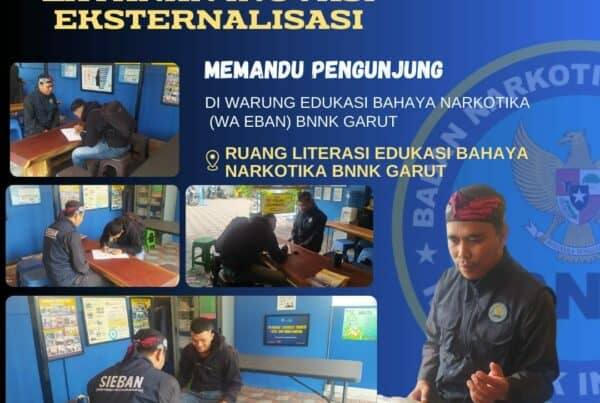 LAYANAN INOVASI EKSTERNALISASI BNNK GARUT, MEMANDU PENGUNJUNG DI WARUNG EDUKASI BAHAYA NARKOTIKA (WA EBAN) BNNK GARUT