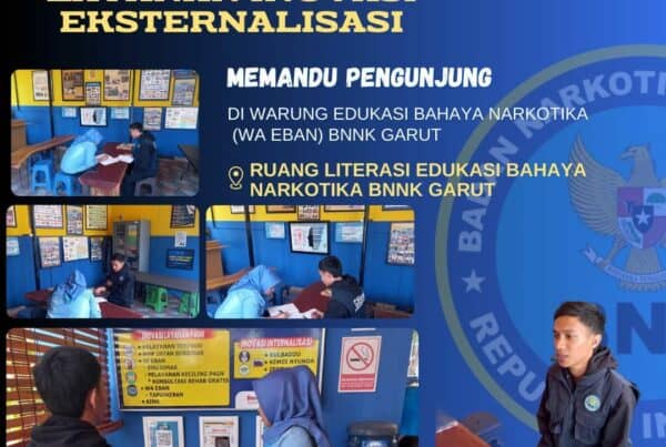 LAYANAN INOVASI EKSTERNALISASI BNNK GARUT, MEMANDU PENGUNJUNG DI WARUNG EDUKASI BAHAYA NARKOTIKA (WA EBAN) BNNK GARUT